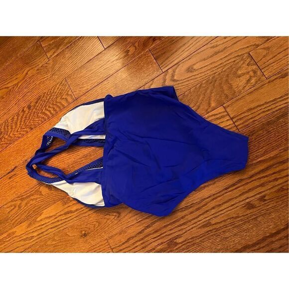 Women’s One piece swimsuit - Picture 4 of 5